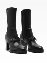 Clarita 90 Stretch Boot