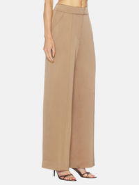 Kyra Classic Wovens Wide Leg Pant in Ochre
