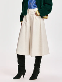 Kigi Corduroy Bermuda Pant in Mushroom Mood