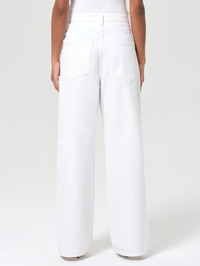 Vana Fold Jean in Milkshake