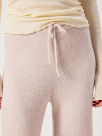 Detail of the drawstring waist on the American Vintage Damsville joggers in Melange Dust