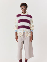 Full look with the American Vintage Niby sweater vest in Cranberry Stripes and wide leg pants