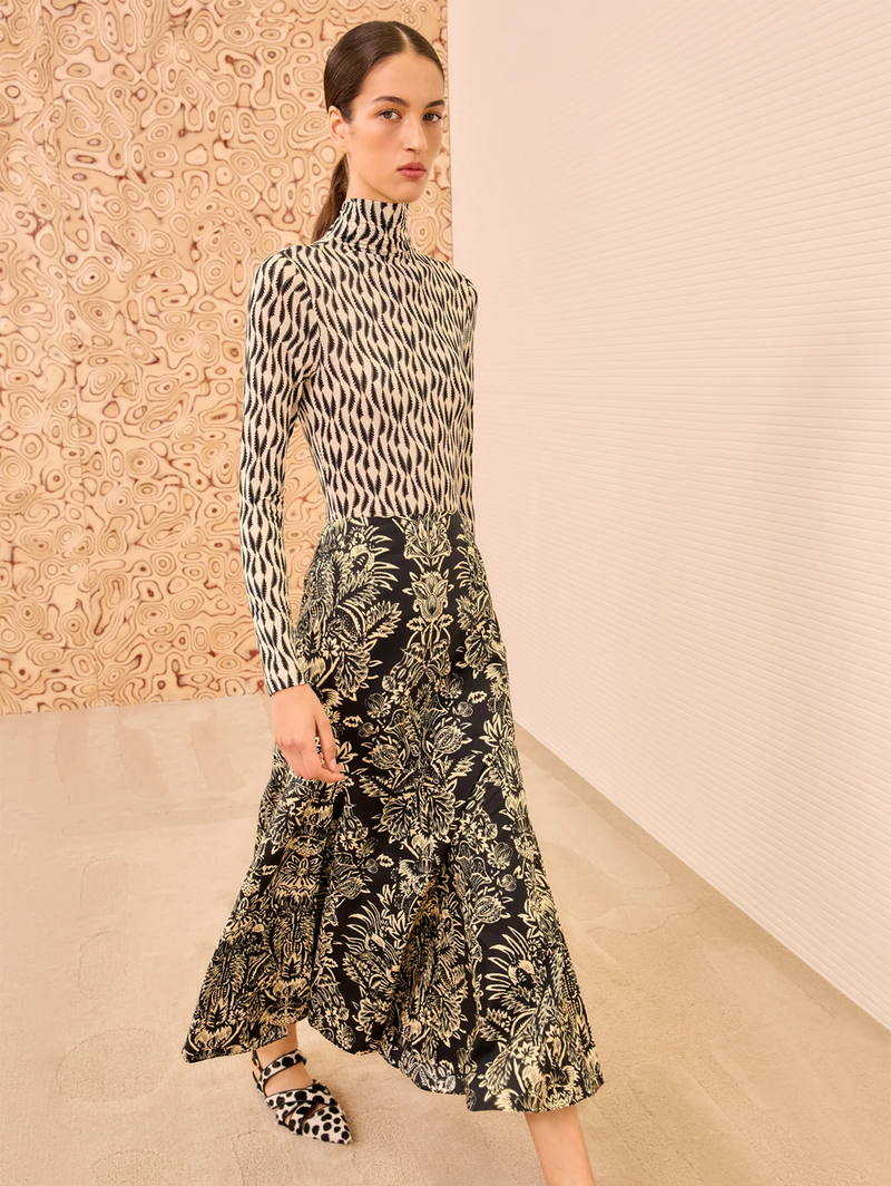 Aurelia Long Sleeve Turtleneck in Silhouette