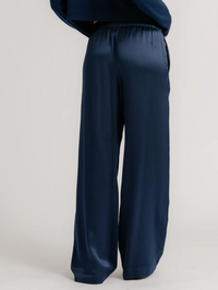 Brynn High Rise Pull on Wide Leg Pant in Midnight Navy