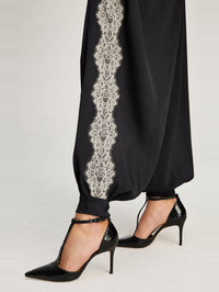 CINQ A SEPT ESME SATIN VERNE PANT IN BLACK/GARDENIA – Image 5
