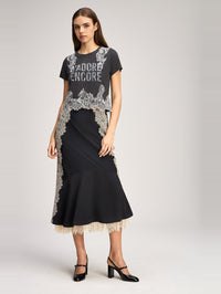 CINQ A SEPT JADORE ENCORE TEE IN WASHED BLACK/IVORY – Image 6