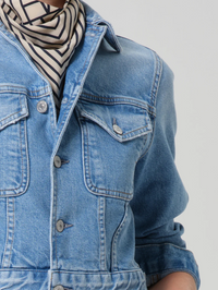 CITIZENS OF HUMANITY Charisse Shrunken Jacket in Sparrow in SPARROW – Image 5