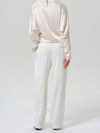 Back view of the Citizens of Humanity Ines Trouser in Winter White showing the back pockets.