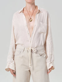 CITIZENS OF HUMANITY Kayla Shrunken Shirt in Pale Stone - 1