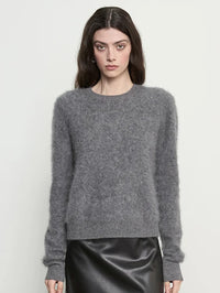 Close front view of the Enza Costa Mink Wash Cashmere Easy Crew in Pewter showing the brushed cashmere.