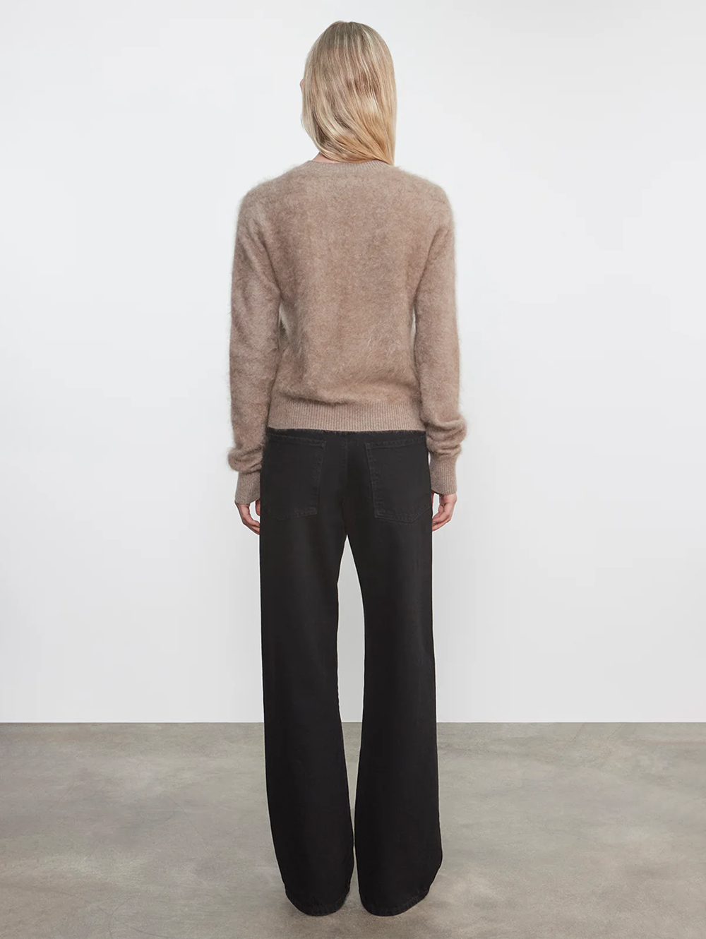 Longhair Cashmere Easy Crew in Walnut