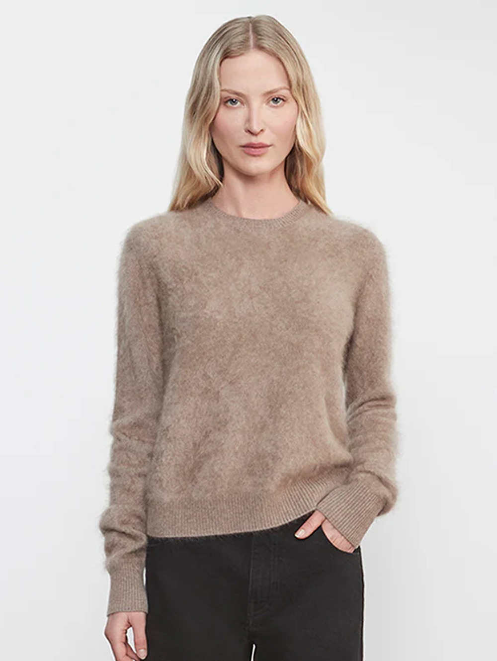 Longhair Cashmere Easy Crew in Walnut