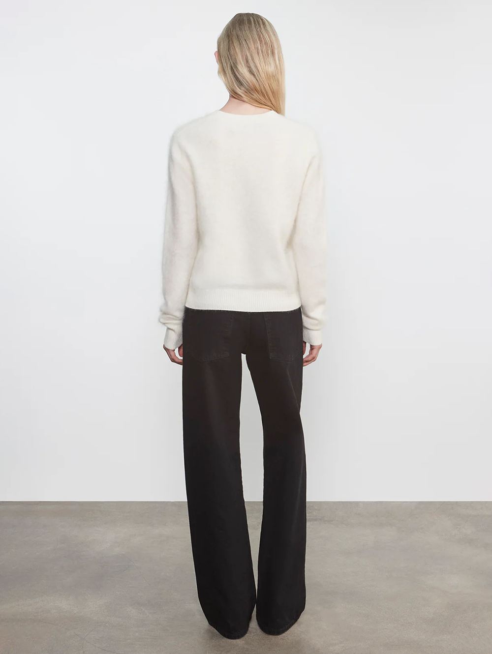 Longhair Cashmere Easy Crew in Chalk