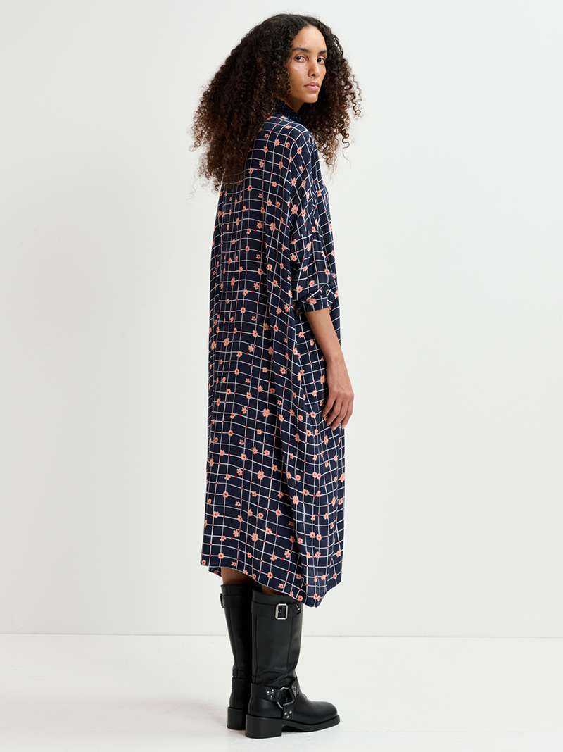 Geptember Sequin Collar Dress
