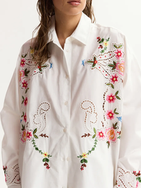 Jayme Embroidered Shirt in Off White