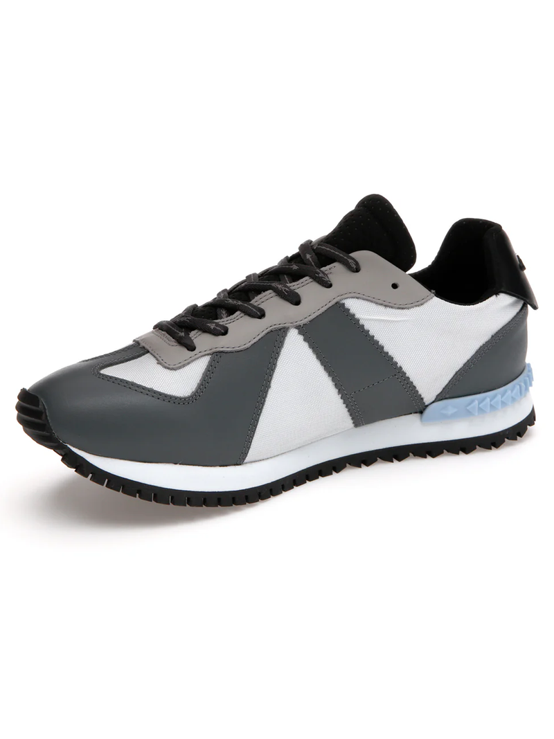 Coywolf Runner in Light Grey