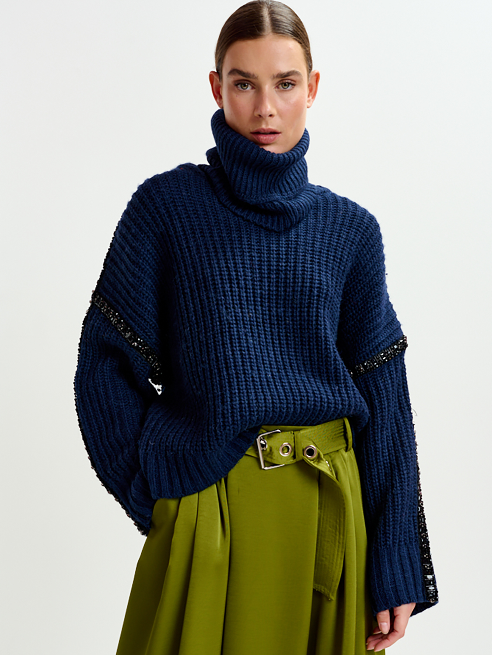 Indsay Embellished Pullover