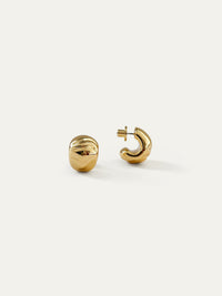 JENNY BIRD Nelle Hoops in High Polish Gold in High Polish Gold – Image 1