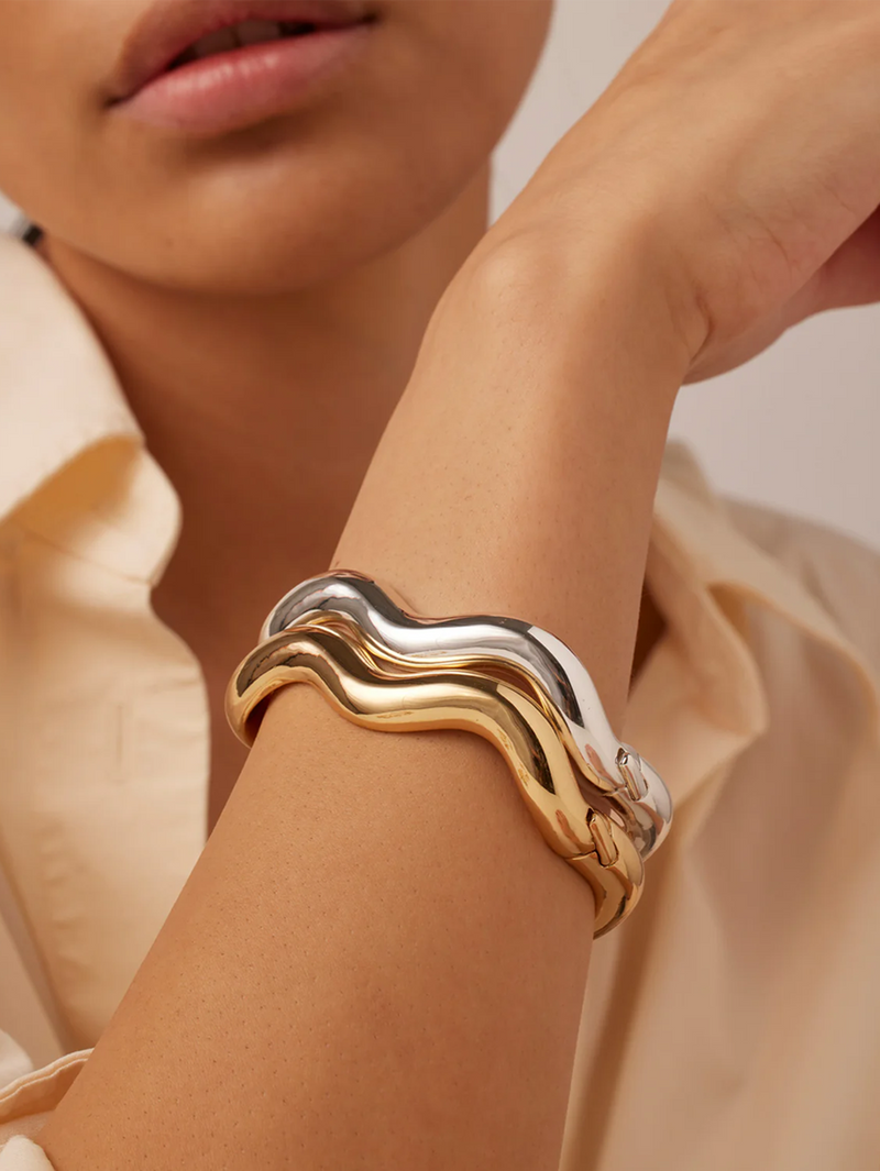Ola Bangle in Gold