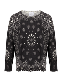 Front view of the Mela Bandana Bico Pullover in noir blanc by Kujten, featuring ornate bandana print pattern