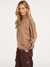 KUJTEN Thea Snow Sweater in Camelo – Image 5