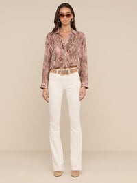 L'AGENCE COSETTE CROP HI LOW SHIRT IN WESTERN SNAKE – Image 3