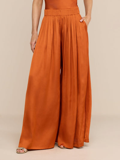 Haylo Wide Leg Pull On Pant In Sienna