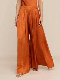 L'AGENCE Haylo Wide Leg Pull On Pant In Sienna in Sienna – Image 5