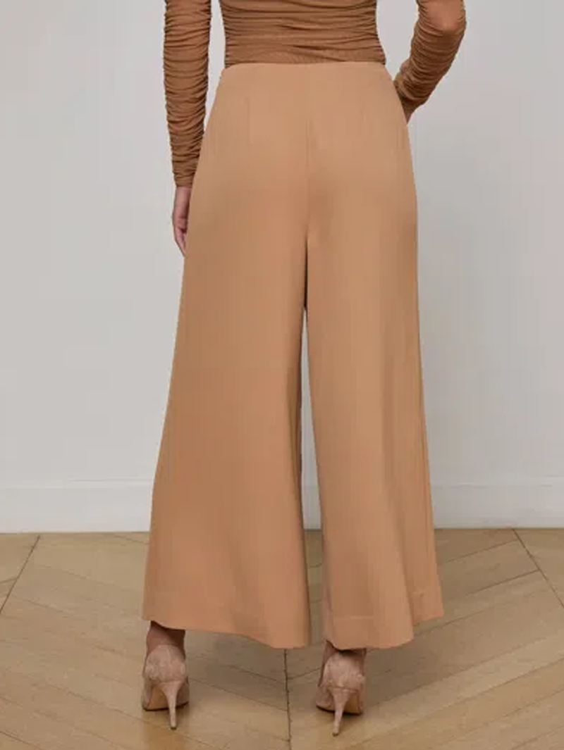 Novalynn Cropped Pleated Pant