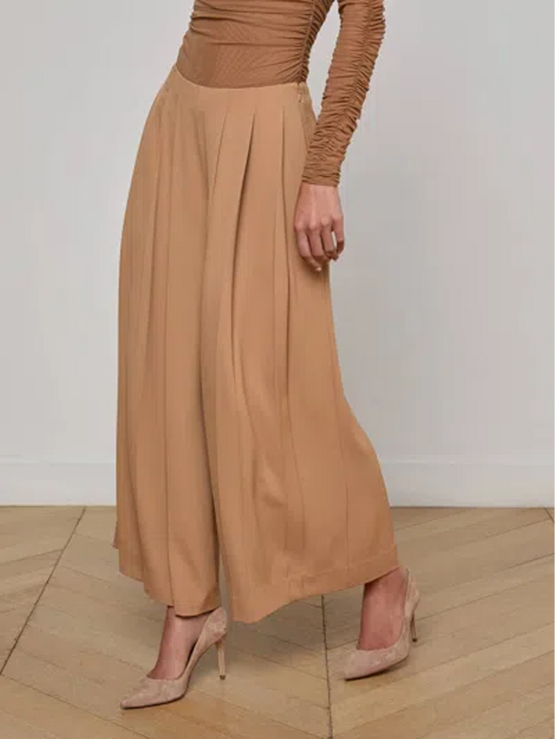 Novalynn Cropped Pleated Pant