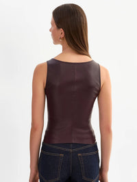 Back view of the LAMARQUE Cesia leather tank in Vamp with its center back seam.
