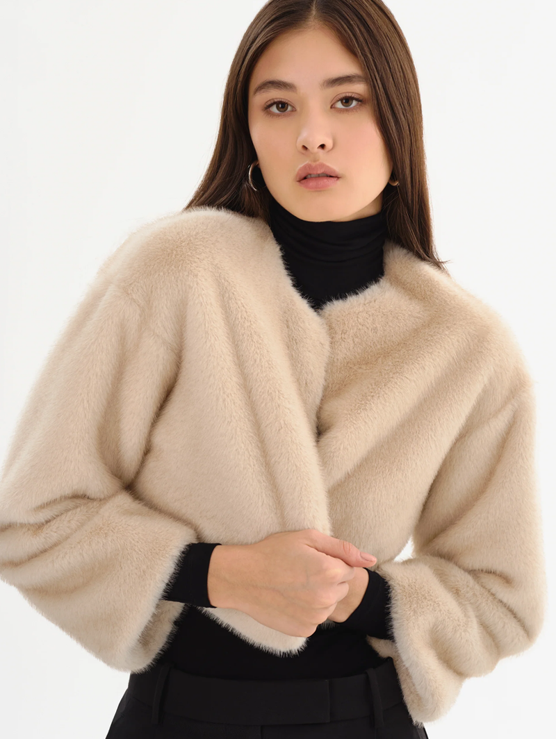 Rowdie Faux Fur Jacket in Angora