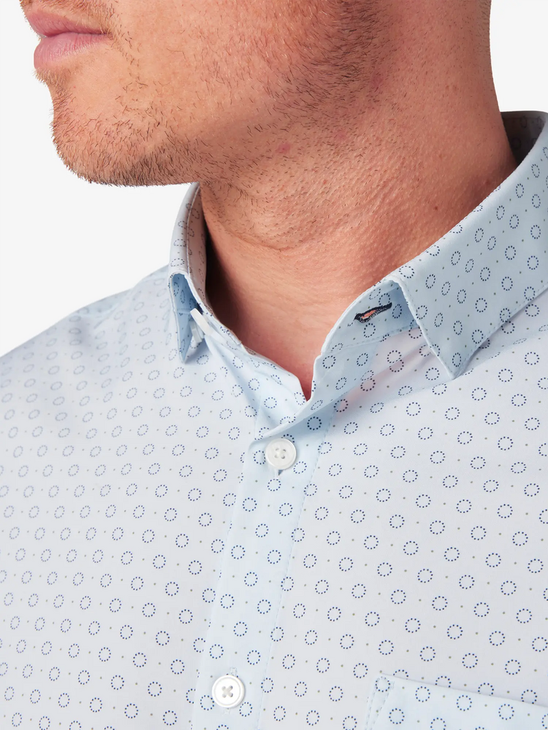 Leeward Short Sleeve Shirt in Sky Circle