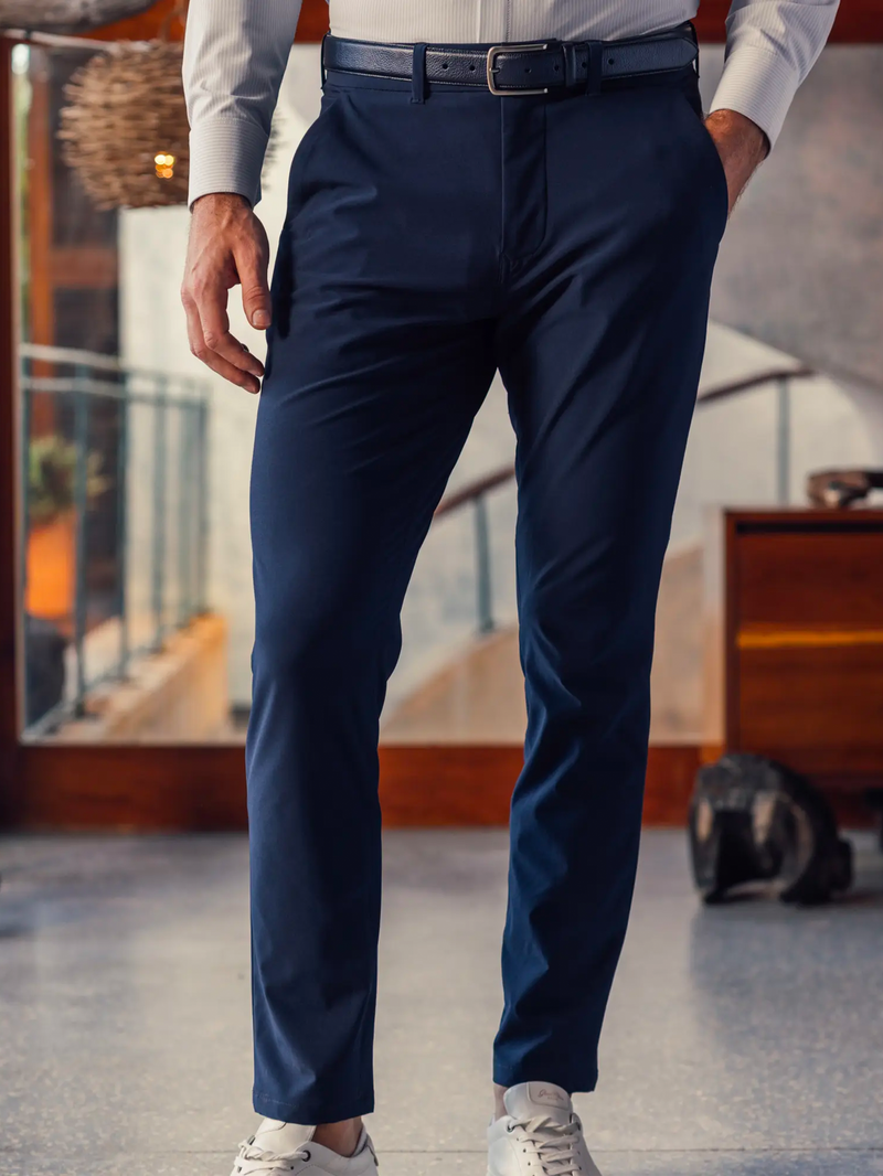 Helmsman Jogger Pant in Navy Solid