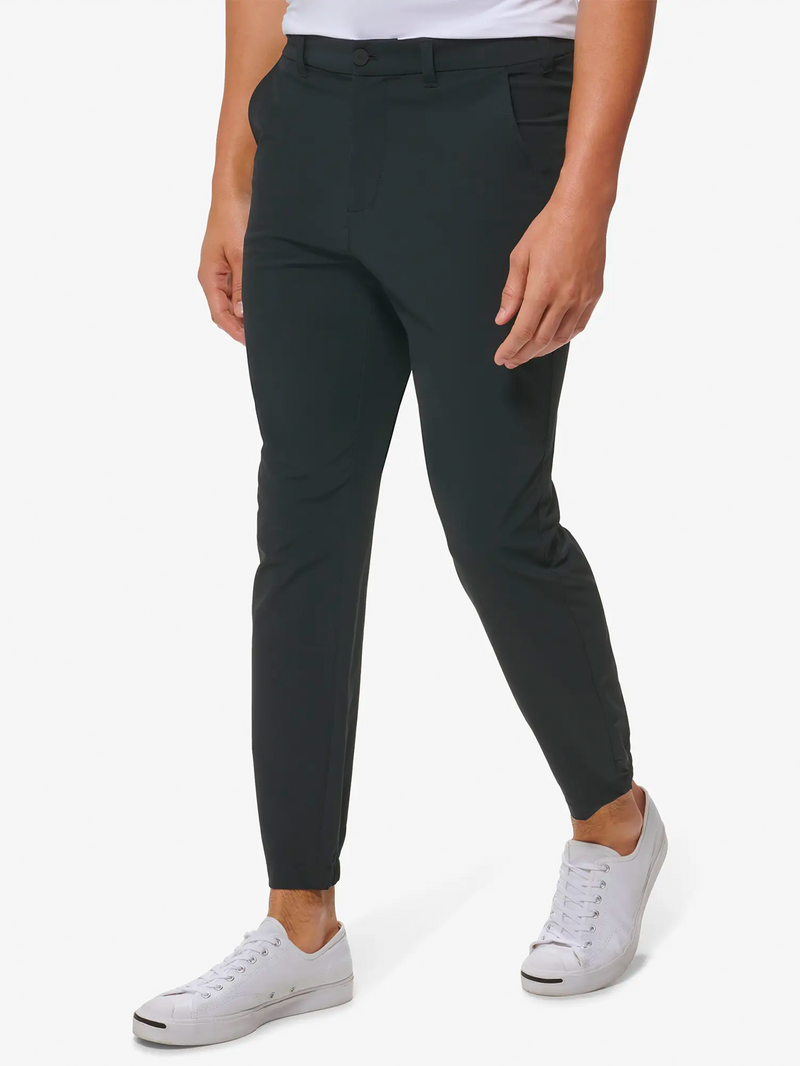 Helmsman Jogger Pant in Black Solid