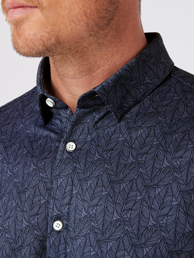 Halyard Short Sleeve in Coastal Fjord Coffee Leaves