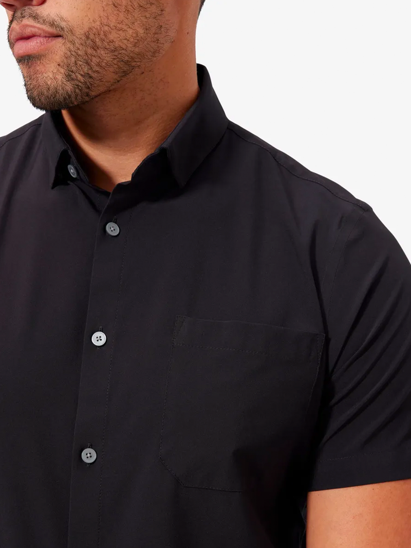 Leeward Short Sleeve Shirt in Black