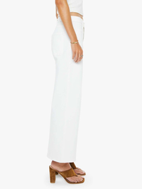 MOTHER Patch Pocket Mid Rise Maven Ankle Jean in Totally Innocent in TOTALLY INNOCENT – Image 3
