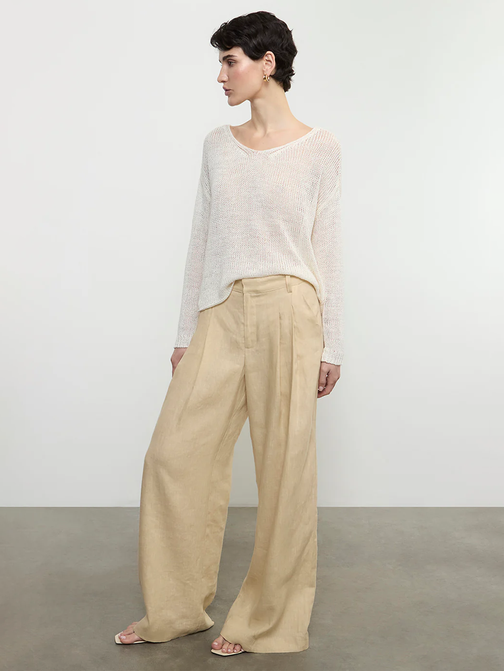 Linen Open Knit Soft V-Neck