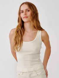 Front view of the ribbed Coco Scoop Neck Tank in Gardenia by SABLYN