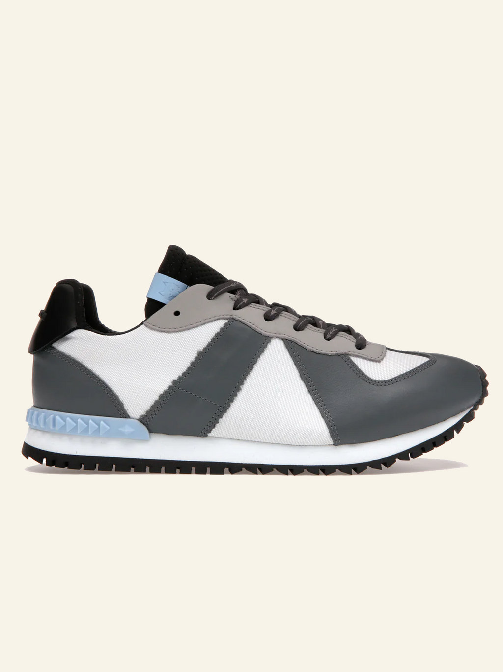 Coywolf Runner in Light Grey
