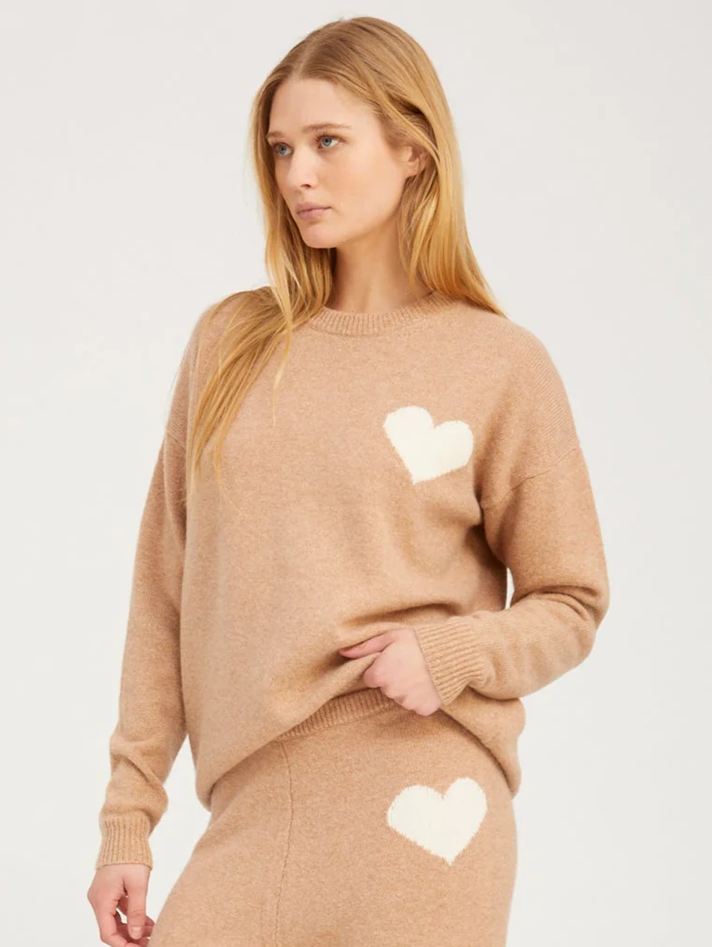 Almondine Cashmere Heart Logo Sweatshirt