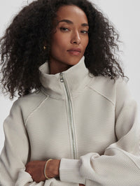 VARLEY MILANO HALF ZIP SWEAT 2.0 IN MIRAGE GREY/SNOW WHITE – Image 4