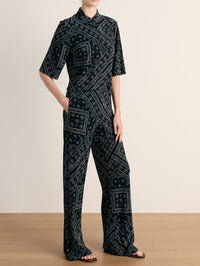 VERONICA BEARD HADRIA PANT IN NAVY/DOVE – Image 2