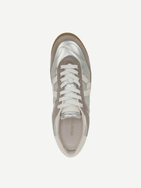VERONICA BEARD Natalia Sneaker in Silver/Grey – Image 4