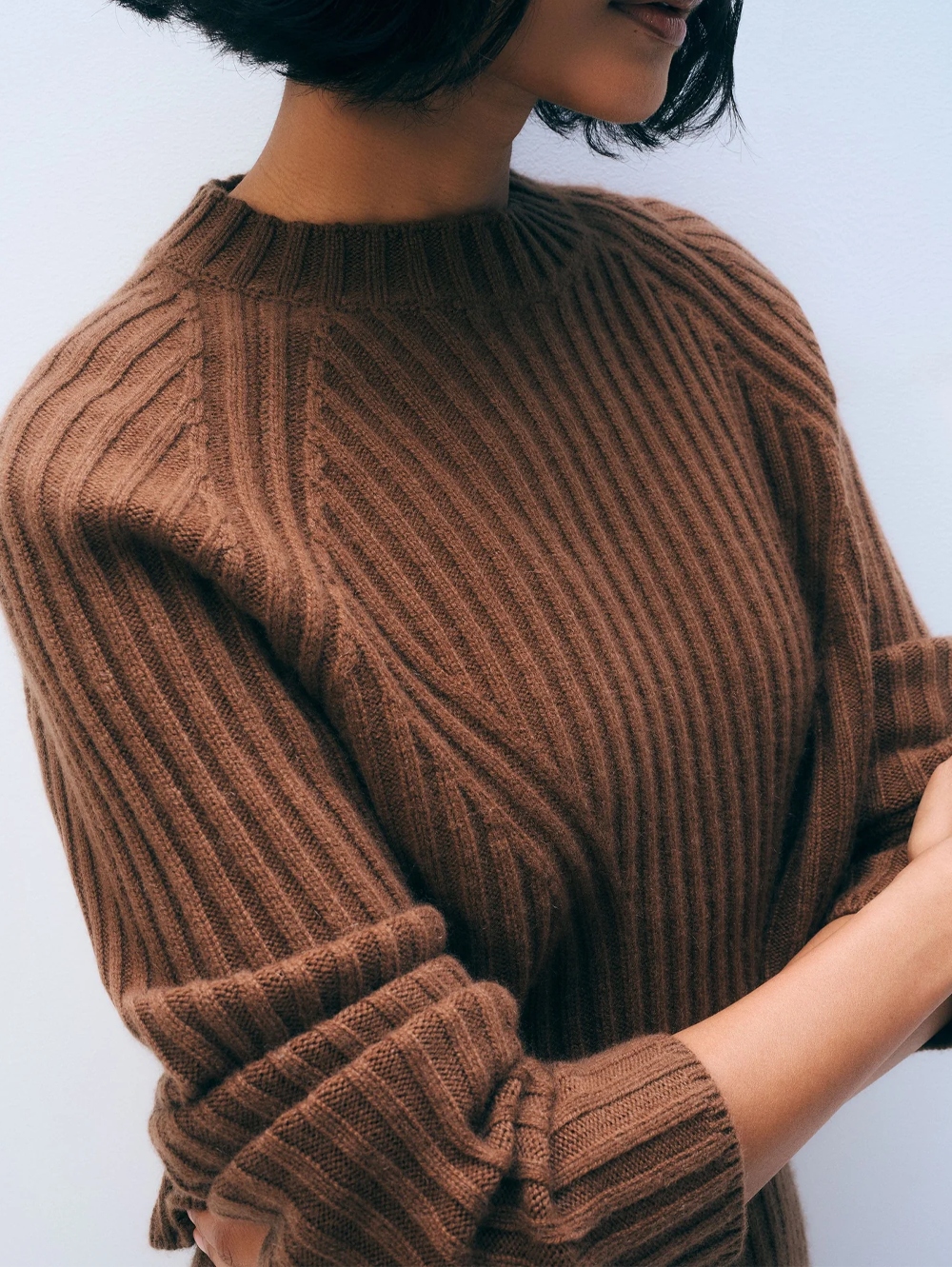 Cashmere Blend Cropped Ribbed Crewneck