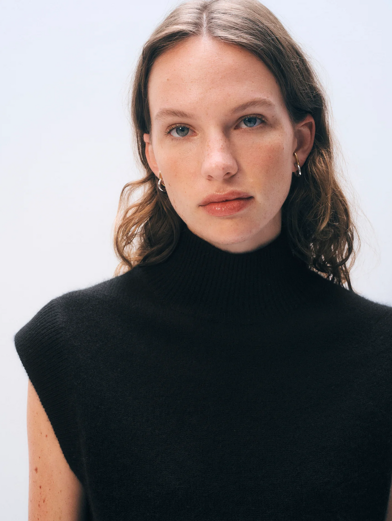 Cashmere Sleeveless Dress in Black