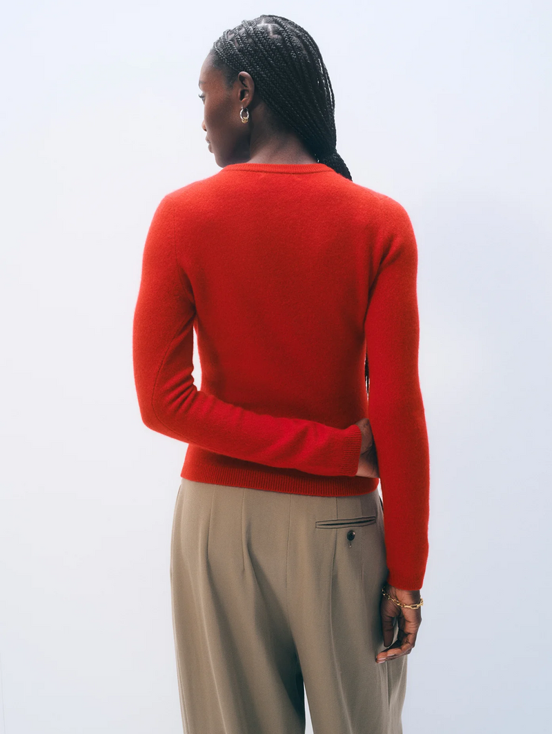 Cashmere Slim Stretch Crewneck in Crimson